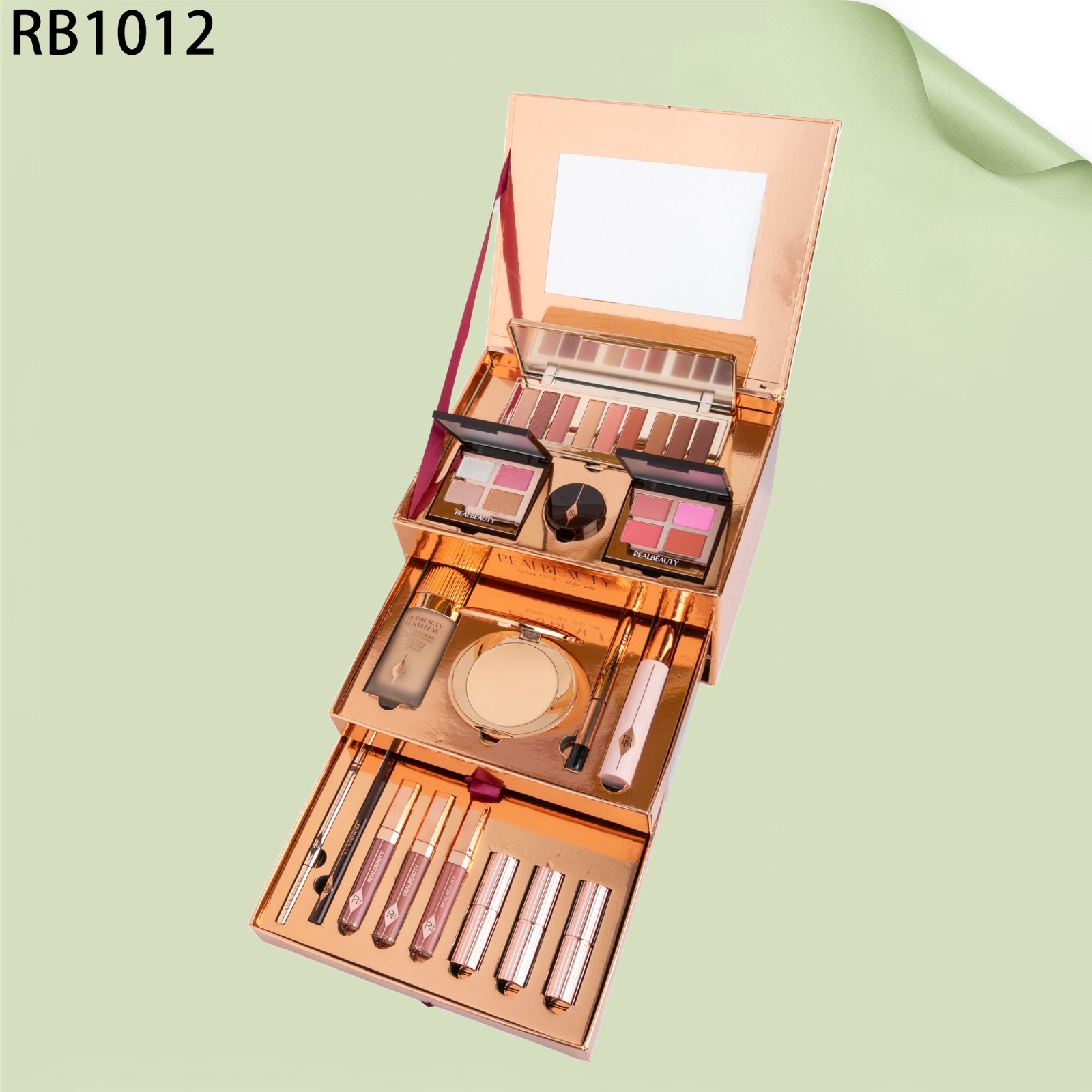 طقم مكياج متكامل ذهبي من ريل بيوتي بديل شارلوت RB1012