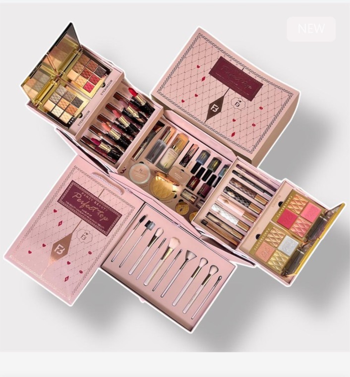 طقم مكياج متكامل من فانسي بيوتي