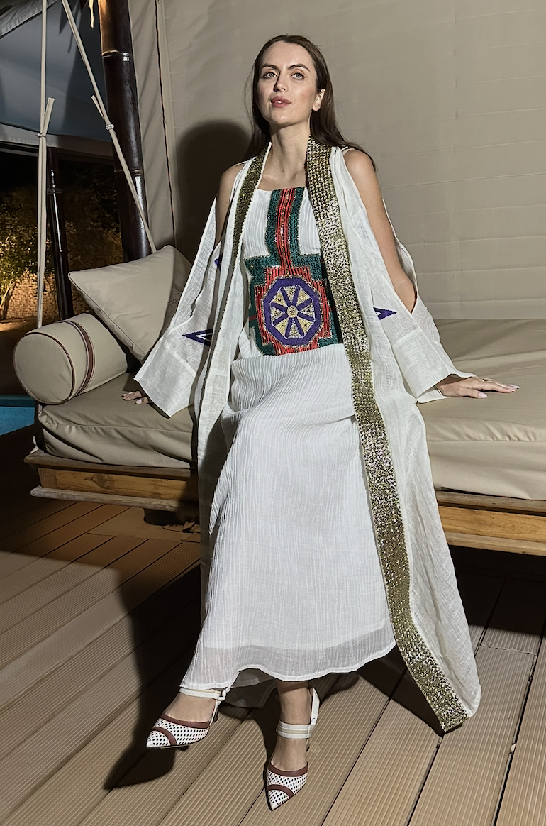 White Geo Bisht