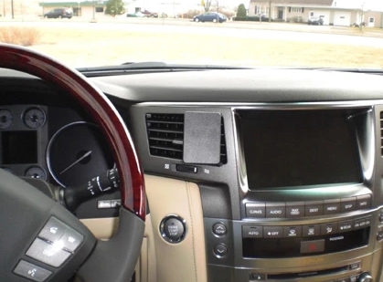 قاعدة دشبول LX570