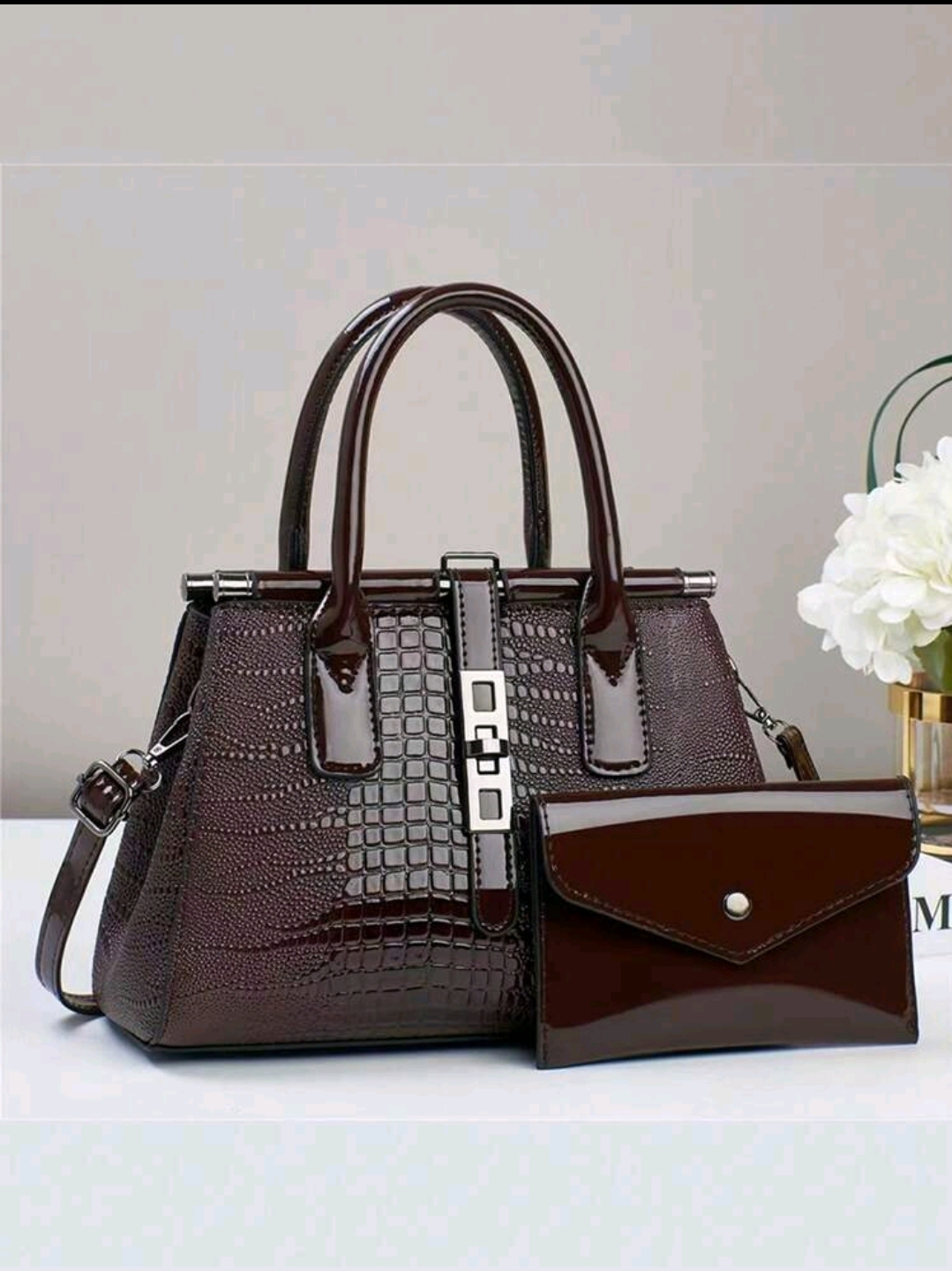 مجموعة حقائب من قطعتين ذات طابع التمساح واسعة